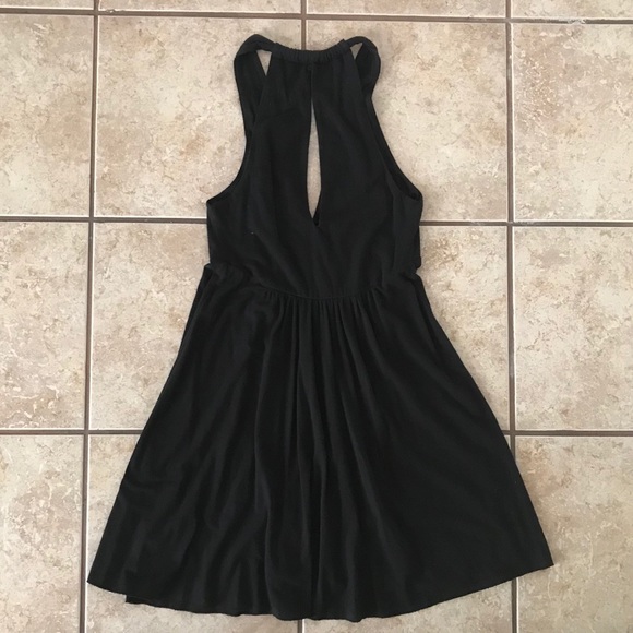 *DONATING MAKE AN OFFER* Dress with Keyhole Back - Picture 2 of 3